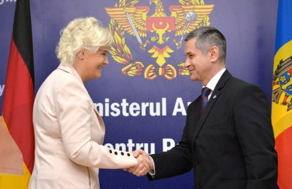 Germania va ajuta Moldova să echipeze Armata națională cu drone militare